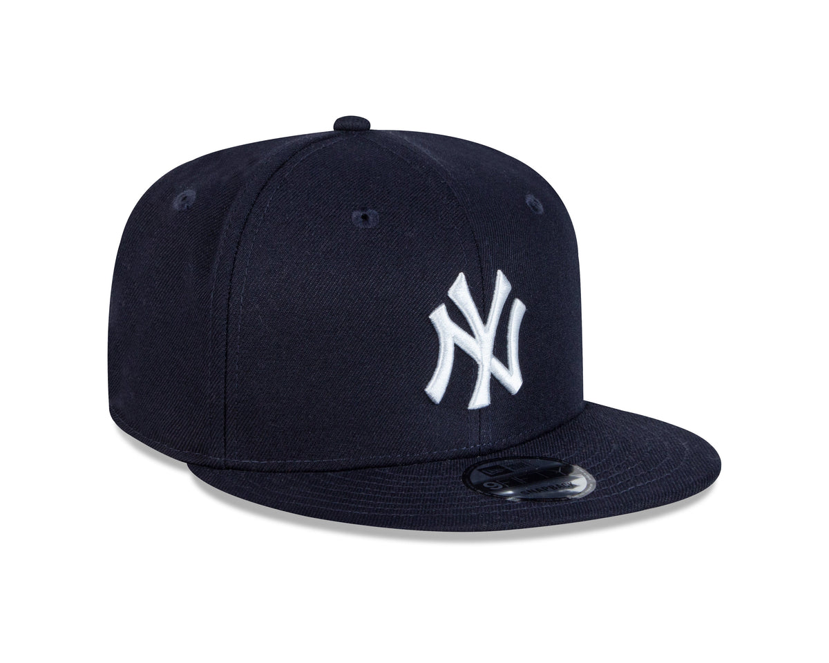 Men’s New York Yankees New Era MLB Basic 9FIFTY Snapback Hat product image 3, provided for visual reference and product
