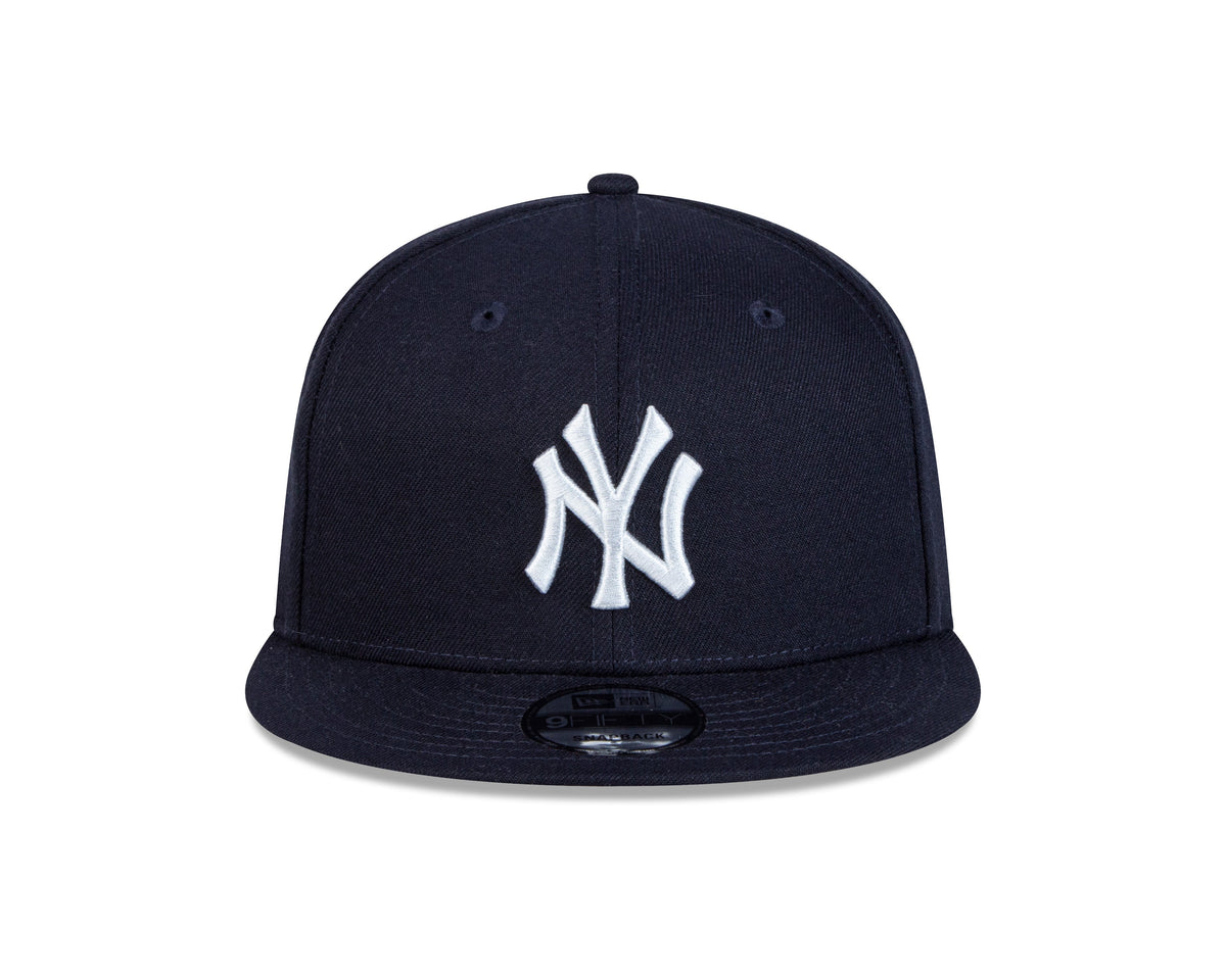 Men’s New York Yankees New Era MLB Basic 9FIFTY Snapback Hat product image 2, provided for visual reference and product