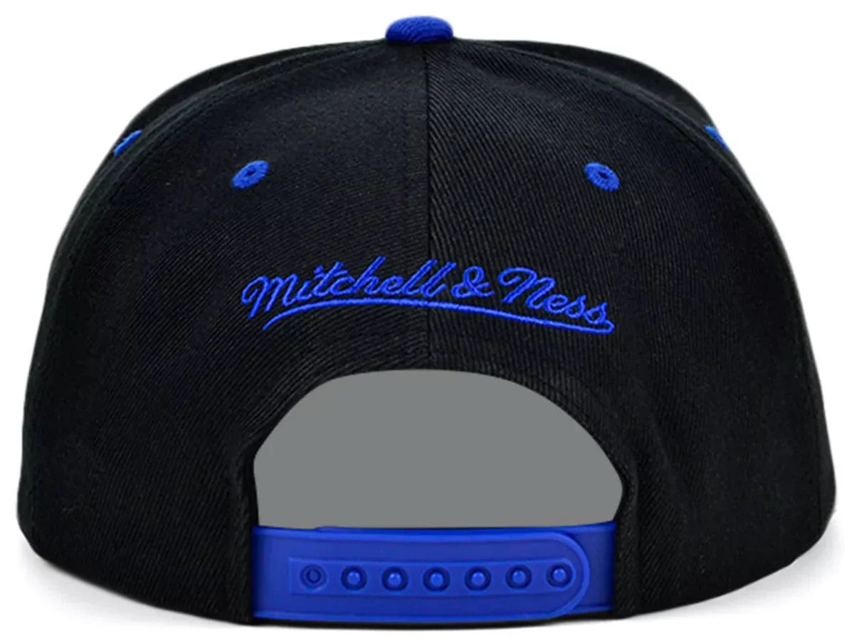 Charlotte Hornets Mitchell & Ness NBA Black Royality Snapback Hat for Men product image 3, provided for visual reference and