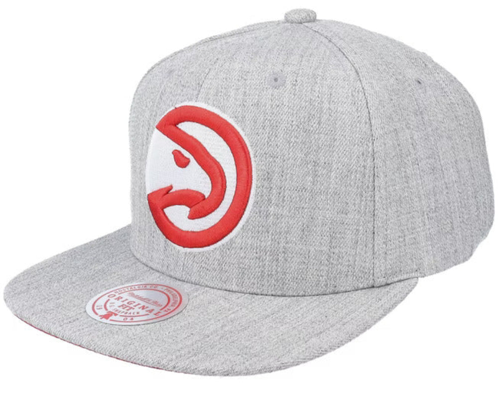 Atlanta Hawks Team Heathered Gray 2.0 Mitchell & Ness Snapback Hat product image 1, provided for visual reference and