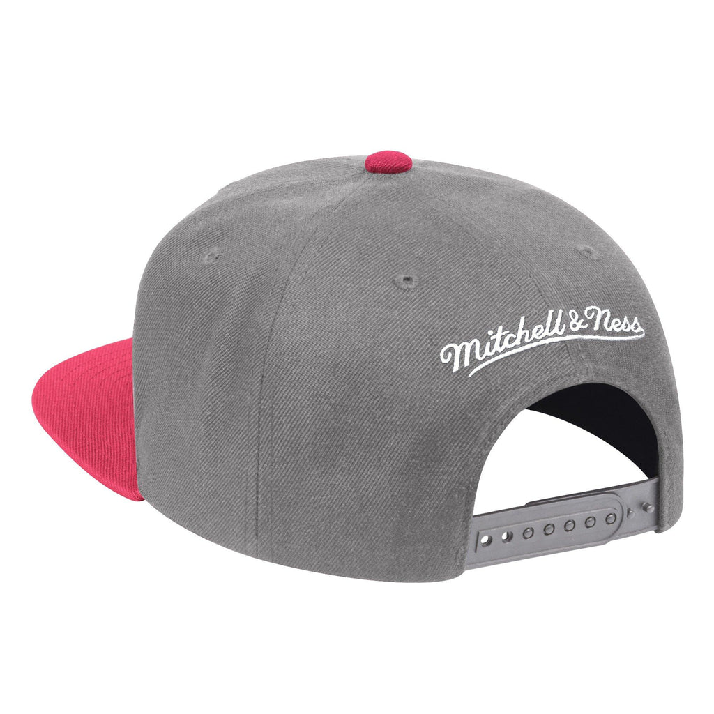 Mitchell & Ness San Antonio Spurs Hardwood Classics Core Gray/ Pink Adjustable Snapback Hat for Men product image 2,