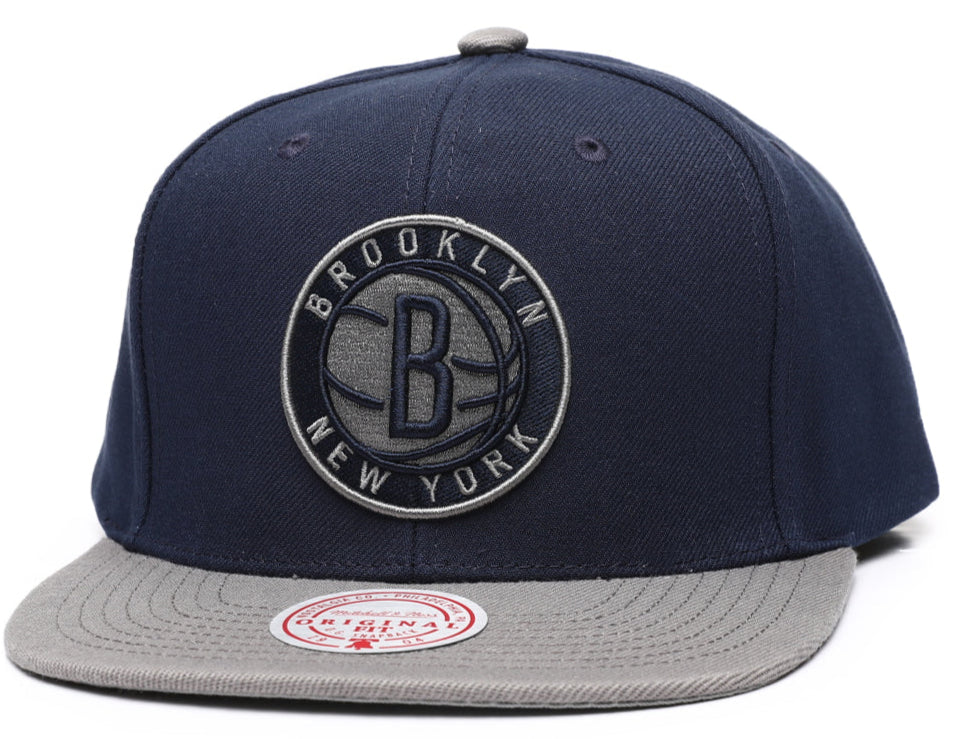 Brooklyn Nets NBA Navy Spirit Mitchell & Ness Snapback for Men product image 1, provided for visual reference and product