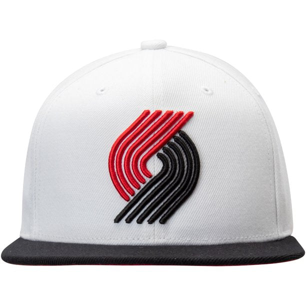 Portland Trail Blazers 2 Tone White/Black Mitchell & Ness Snapback Hat for Men product image 3, provided for visual