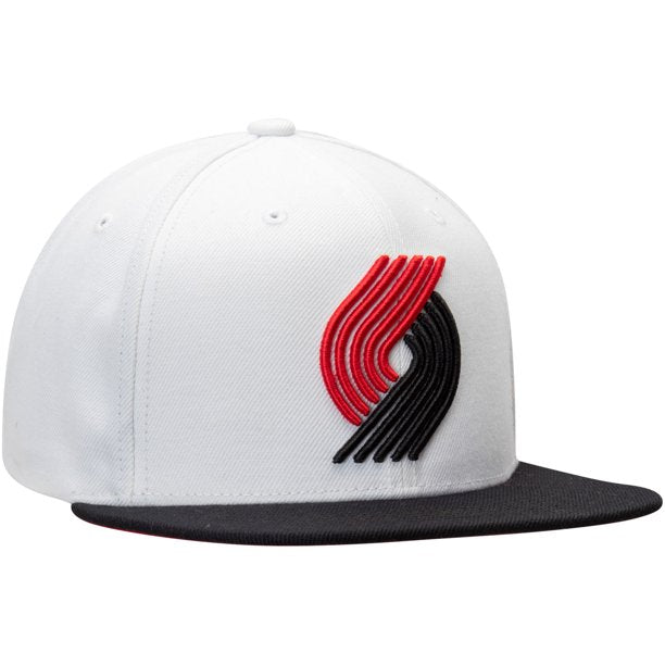 Portland Trail Blazers 2 Tone White/Black Mitchell & Ness Snapback Hat for Men product image 2, provided for visual