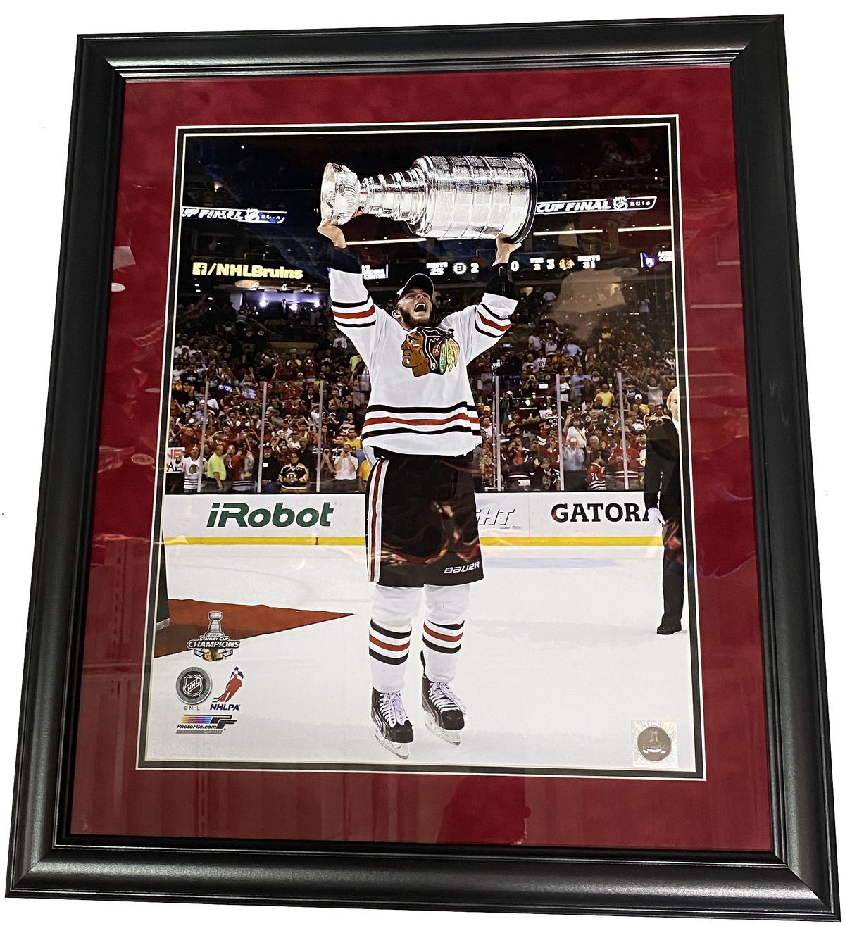 Chicago Blackhawks Jonathan Toews 2013 Stanley Cup 23" x 27" Framed Photo product image 1, provided for visual reference and