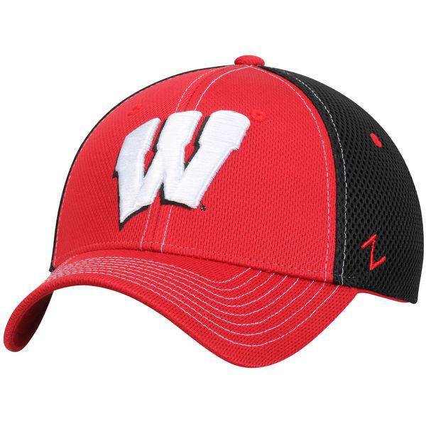 NCAA Wisconsin Badgers Zephyr Vapor Rally 2 Flex Fit Hat for Men product image 1, provided for visual reference and product