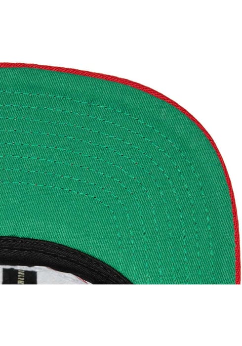 Chicago Bulls HWC Team Script 2.0 Mitchell & Ness Snapback Hat product image 4, provided for visual reference and product