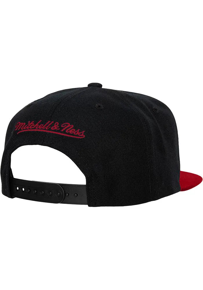 Philadelphia 76ers HWC Team Script 2.0 Mitchell & Ness Snapback Hat product image 2, provided for visual reference and