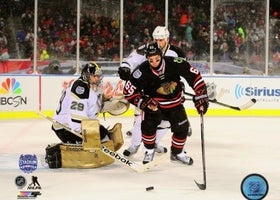 Andrew Shaw Chicago Blackhawks 2014 NHL Stadium Series Action Photo (Size: 8X10) product image 1, provided for visual