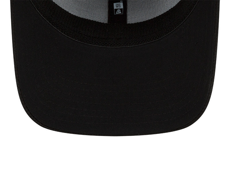 Chicago Cubs New Era Black 2021 Clubhouse 39THIRTY Flex Hat for Men product image 7, provided for visual reference and