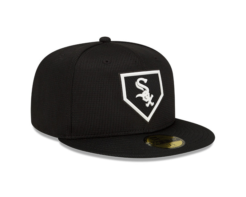 Chicago White Sox Black Alternate 2022 New Era Clubhouse Collection 59FIFTY Fitted Hat for Men product image 3, provided for