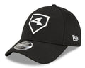 Chicago White Sox New Era Black 2022 Clubhouse 9FORTY Adjustable Snapback Hat for Men product image 1, provided for visual