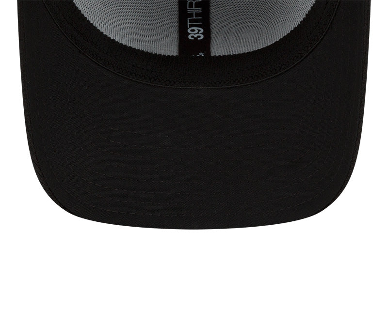 Chicago White Sox New Era Black 2022 Clubhouse Black 39THIRTY Flex Hat for Men product image 7, provided for visual