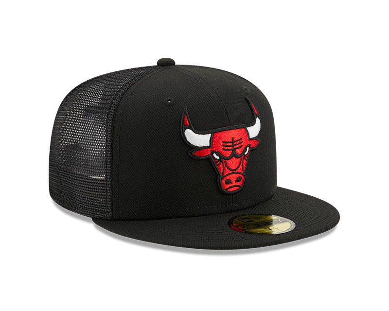 NBA Chicago Bulls 59Fifty Black Classic Trucker Fitted Hat for Men product image 3, provided for visual reference and