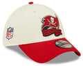 Tampa Bay Buccaneers New Era Cream/Red 2022 Sideline 39THIRTY Flex Hat for Men product image 1, provided for visual