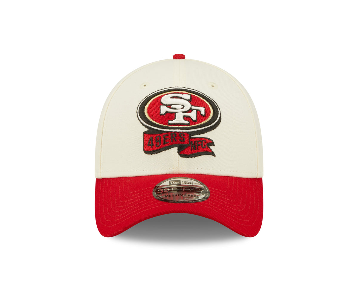 San Francisco 49ers New Era Cream/Red 2022 Sideline 39THIRTY Flex Hat for Men product image 2, provided for visual reference