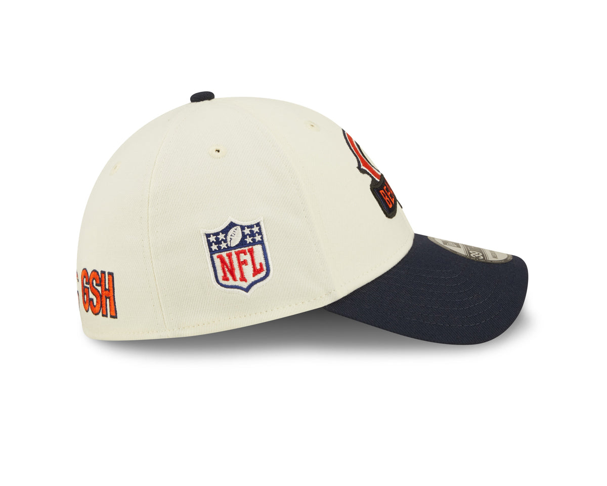 Chicago Bears Primary Logo New Era Cream/Navy 2022 Sideline 39THIRTY Flex Hat for Men product image 4, provided for visual