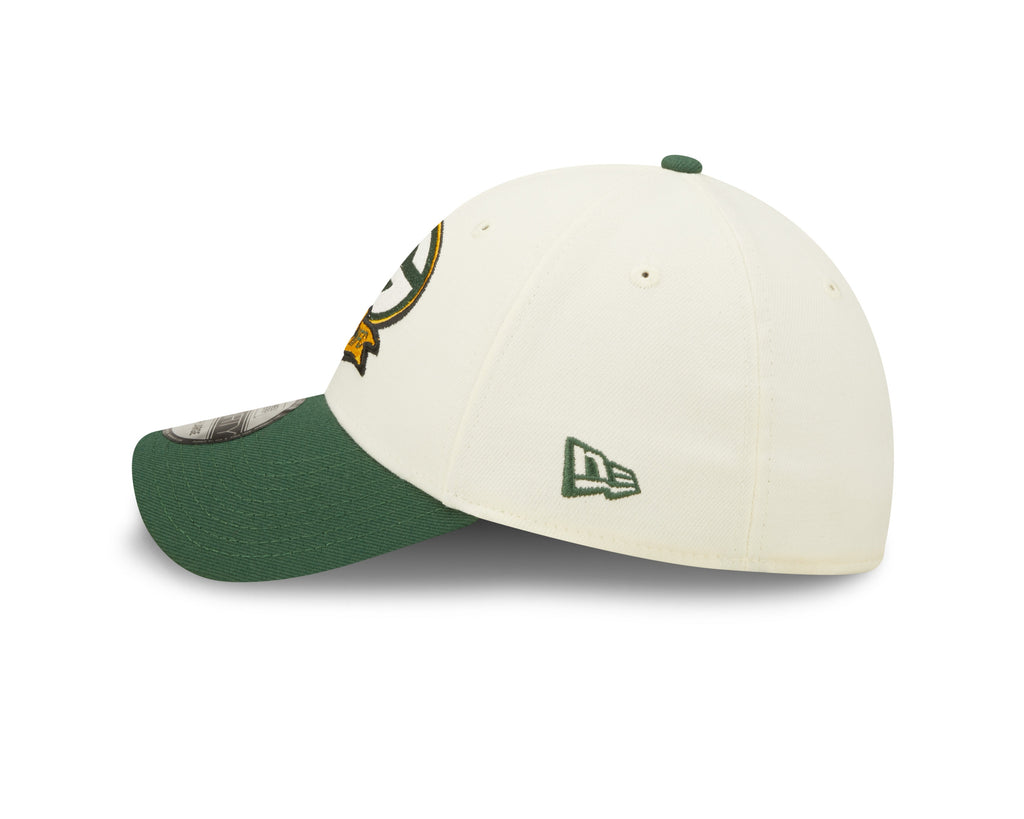 Green Bay Packers New Era Cream/Green 2022 Sideline 39THIRTY Flex Hat for Men product image 5, provided for visual reference