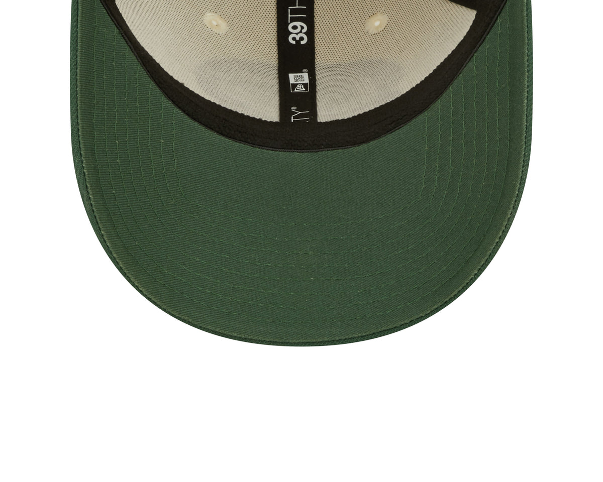 Green Bay Packers New Era Cream/Green 2022 Sideline 39THIRTY Flex Hat for Men product image 7, provided for visual reference