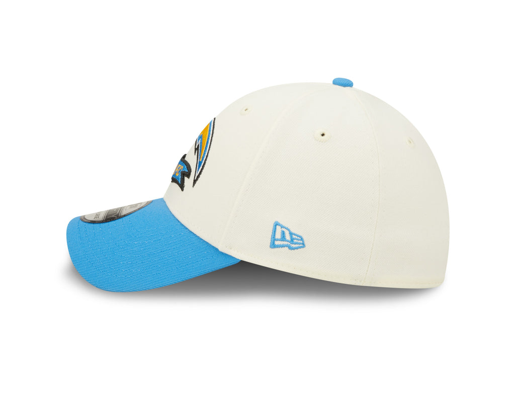 Los Angeles Chargers New Era Cream/Blue 2022 Sideline 39THIRTY Flex Hat for Men product image 5, provided for visual