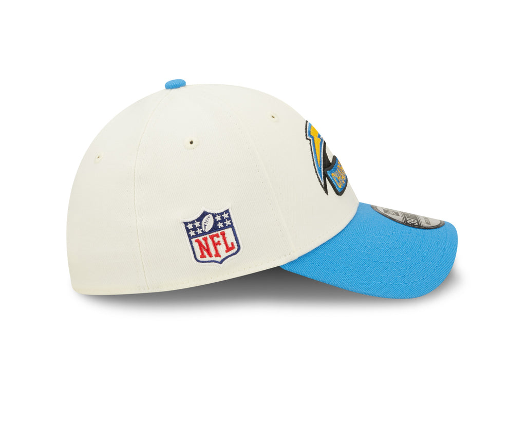 Los Angeles Chargers New Era Cream/Blue 2022 Sideline 39THIRTY Flex Hat for Men product image 4, provided for visual