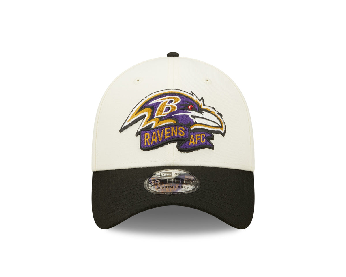 Baltimore Ravens New Era Cream/Black 2022 Sideline 39THIRTY Flex Hat for Men product image 2, provided for visual reference