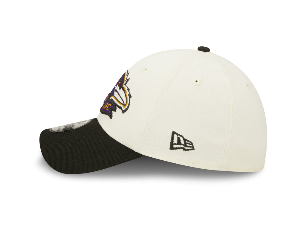 Baltimore Ravens New Era Cream/Black 2022 Sideline 39THIRTY Flex Hat for Men product image 5, provided for visual reference