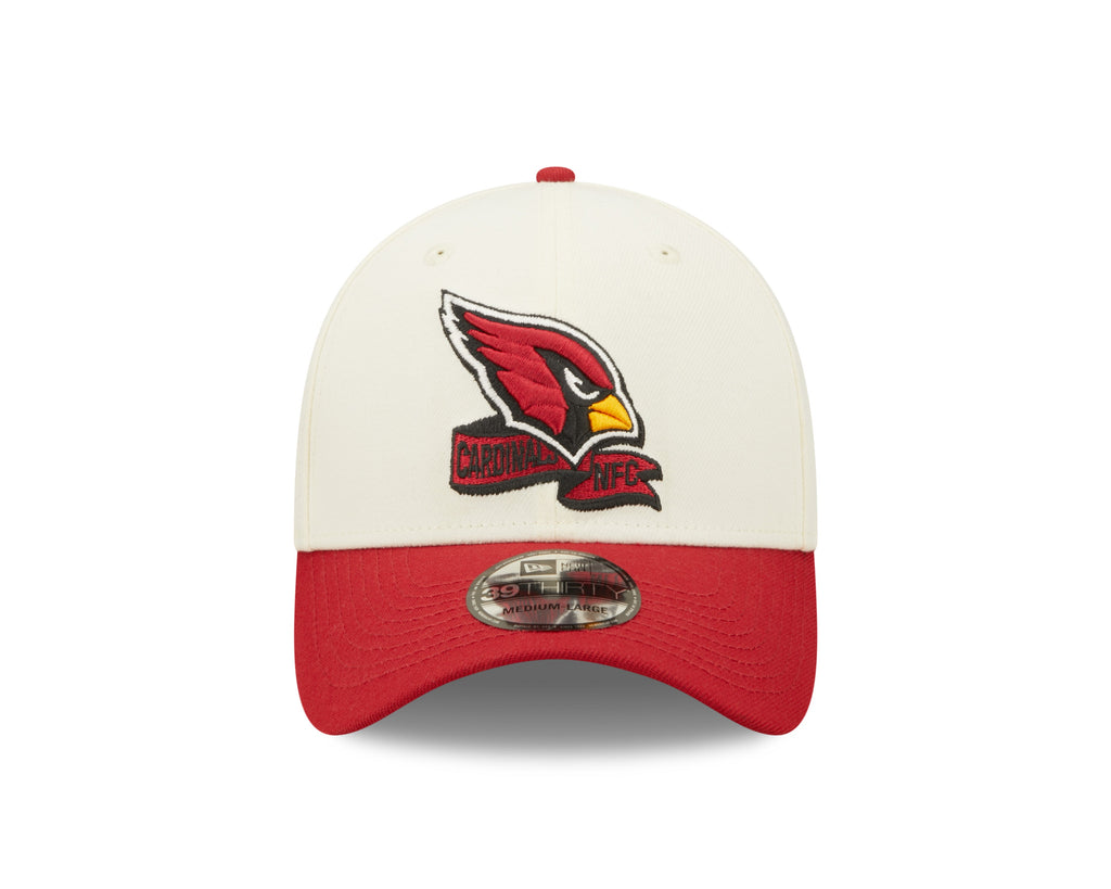 Arizona Cardinals New Era Cream/Red 2022 Sideline 39THIRTY Flex Hat for Men product image 2, provided for visual reference
