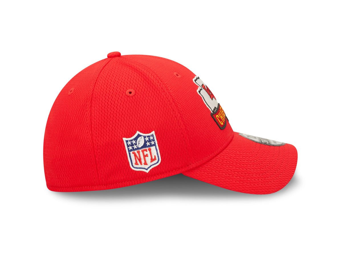 Kansas City Chiefs New Era Red 2022 Sideline Coaches 39THIRTY Flex Hat for Men product image 4, provided for visual