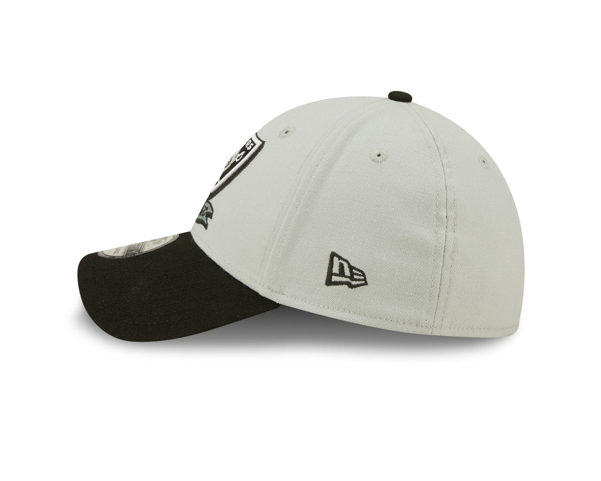 Las Vegas Raiders New Era Gray/Black 2022 Sideline 39THIRTY Flex Hat for Men product image 6, provided for visual reference
