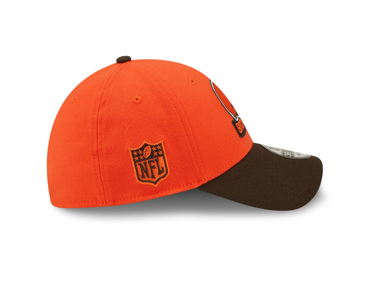 Cleveland Browns New Era Orange/Brown 2022 Sideline 39THIRTY Flex Hat for Men product image 4, provided for visual reference