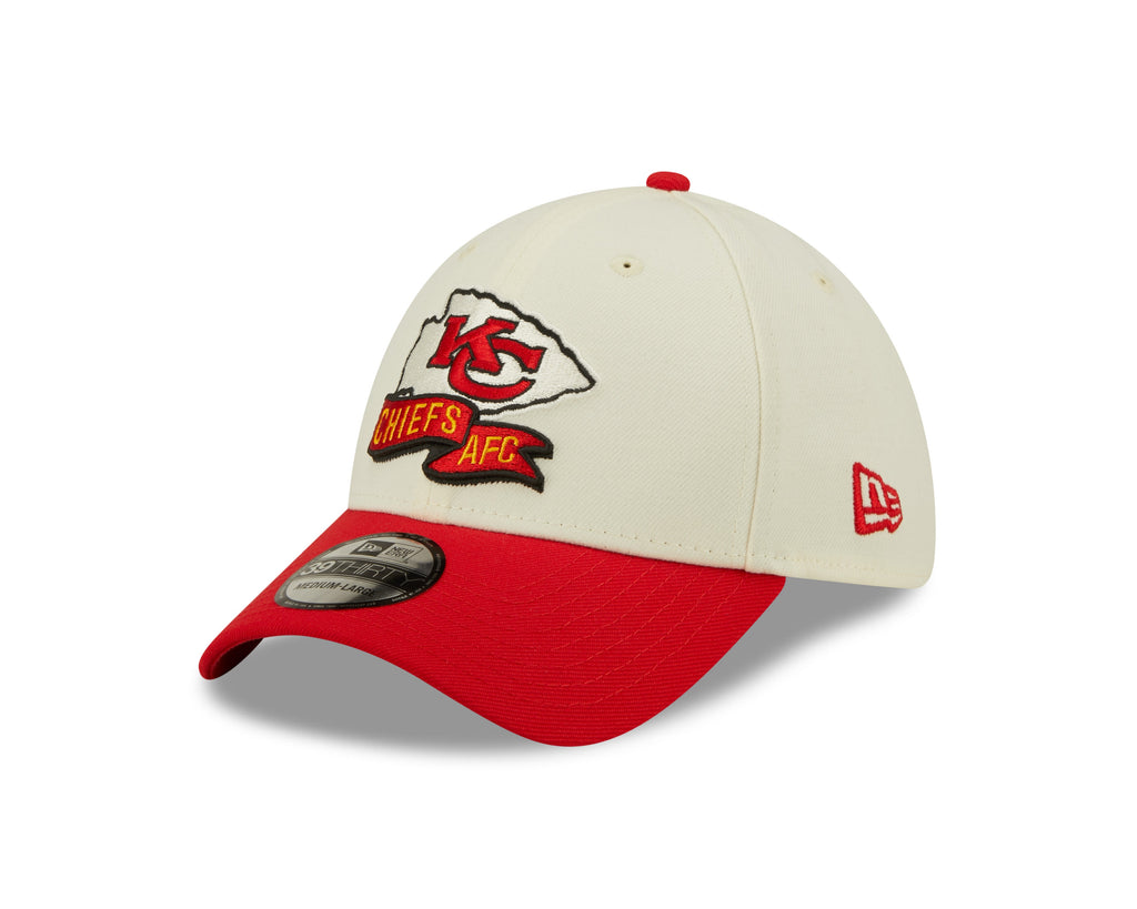 Kansas City Chiefs New Era Cream/Red 2022 Sideline 39THIRTY Flex Hat for Men product image 4, provided for visual reference