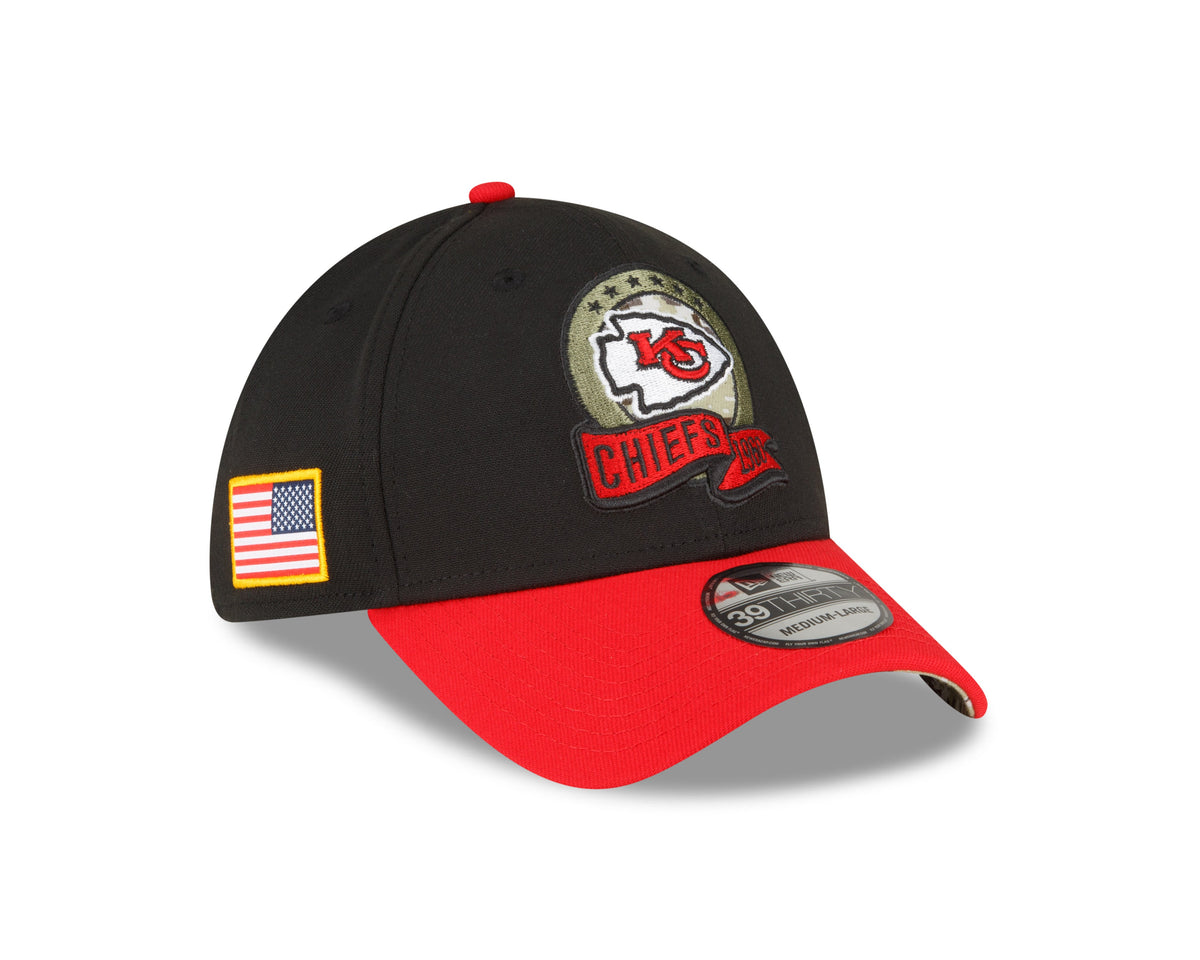 Kansas City Chiefs New Era Black 2022 Salute to Service 39THIRTY Flex Hat for Men product image 2, provided for visual