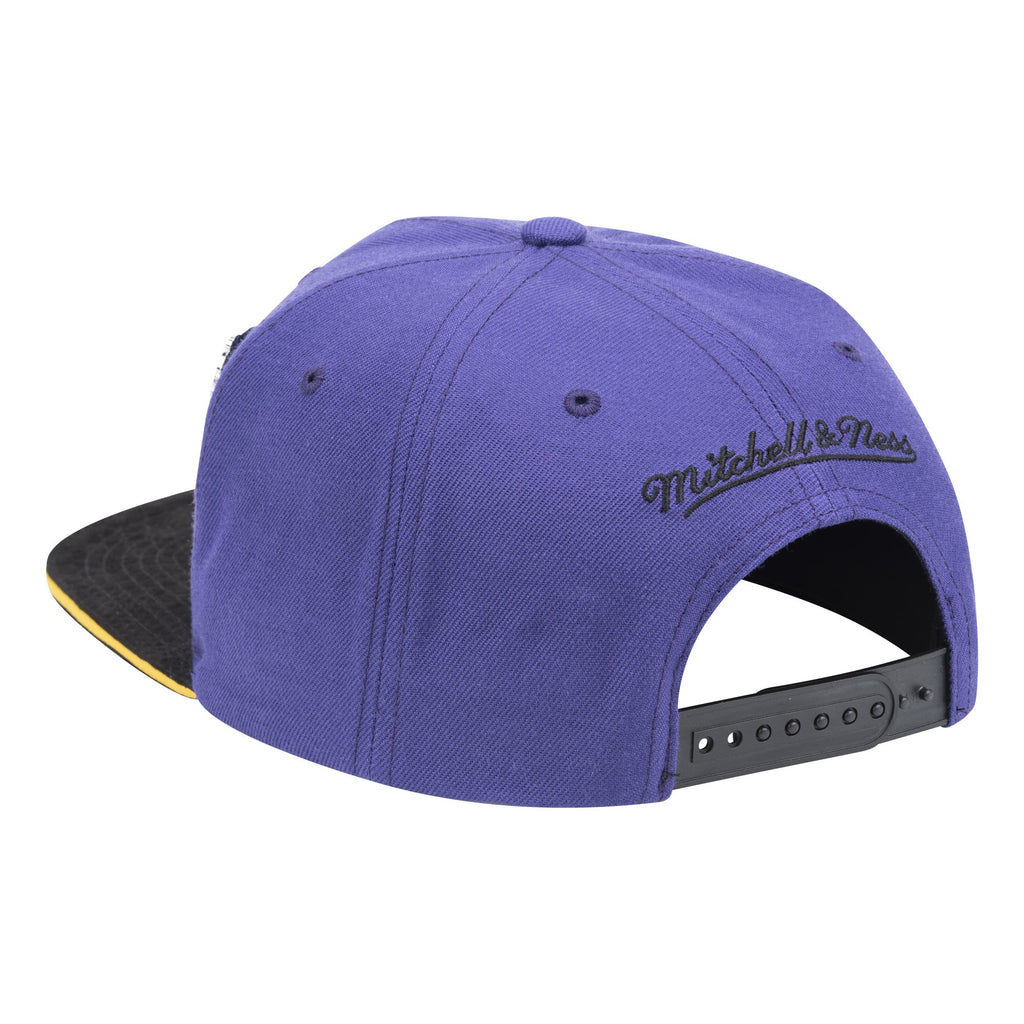 Los Angeles Lakers Mitchell & Ness NBA 2009 NBA Finals LA Pinned Snapback Hat product image 2, provided for visual reference