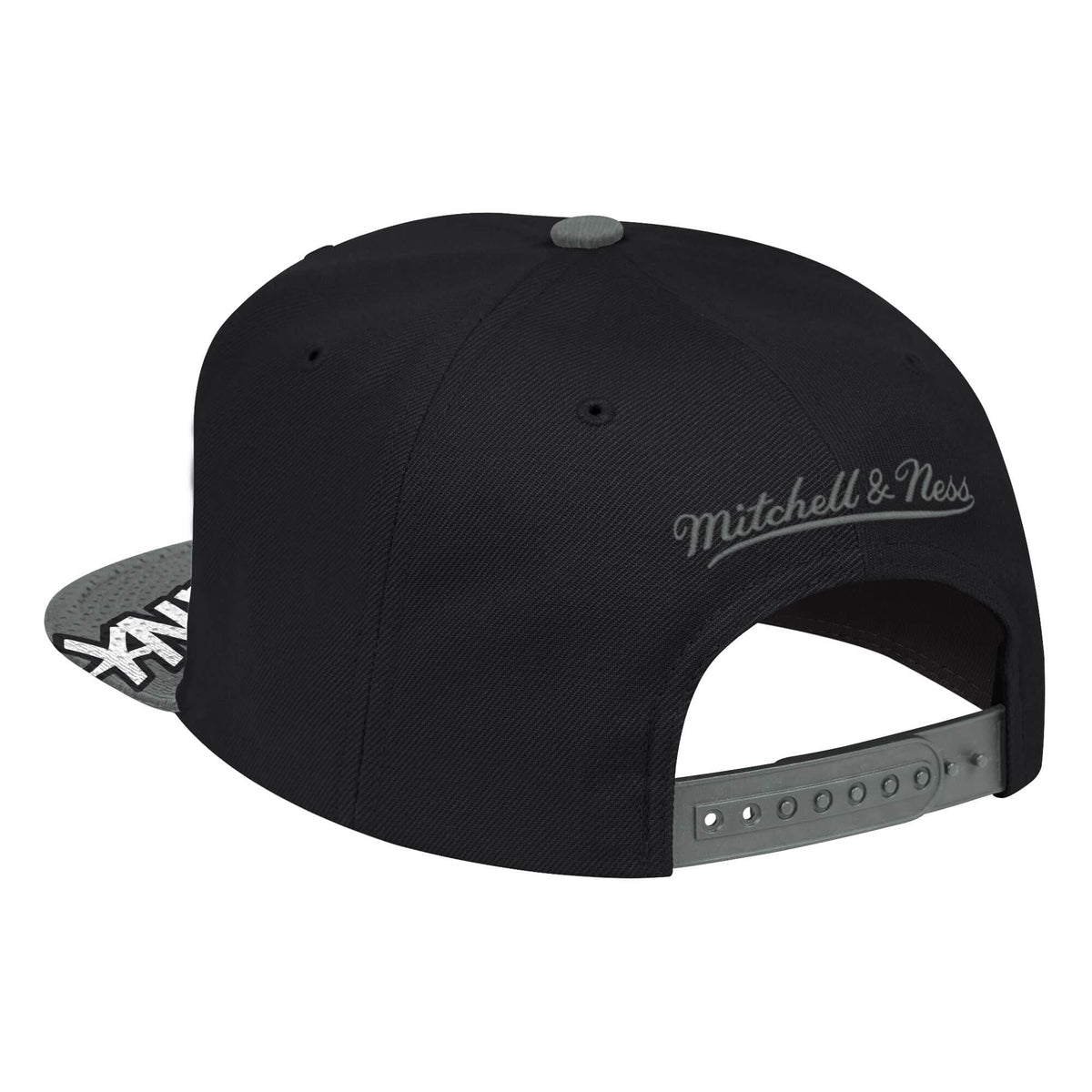 Mitchell & Ness Black/Silver Brooklyn Nets Hardwood Classics Snapshot Adjustable Snapback Hat for Men product image 2,