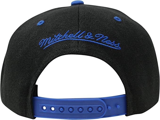 Philadelphia 76ers NBA Black Royality Mitchell & Ness Snapback Hat for Men product image 4, provided for visual reference
