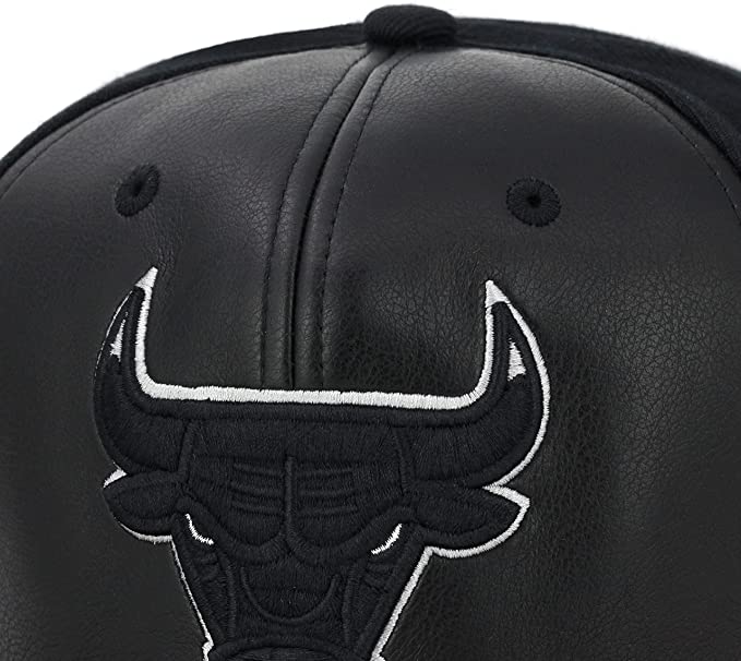 Chicago Bulls Day One Black & White Cement Mitchell & Ness Snapback Hat product image 5, provided for visual reference and