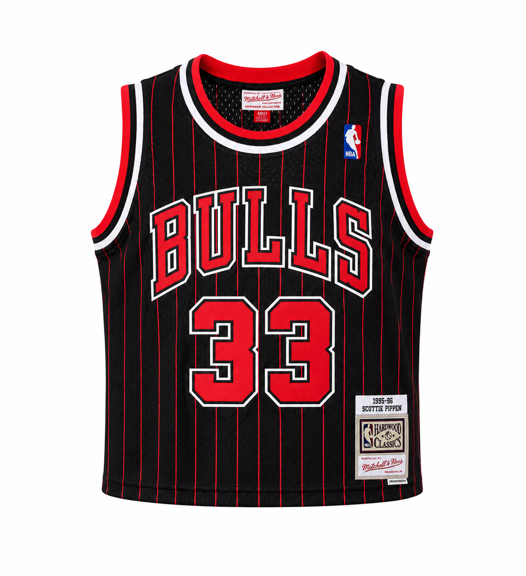 Youth Chicago Bulls Scottie Pippen Mitchell & Ness Black 1995-96 Hardwood Classics Swingman Jersey product image 3, provided