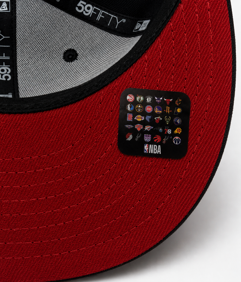 Chicago Bulls Black/Red 6X Champions 59FIFTY Fitted Hat for Men product image 7, provided for visual reference and product