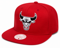 Mens NBA Chicago Bulls White Logo Team Ground Red Snapback Hat By Mitchell And Ness product image 1, provided for visual