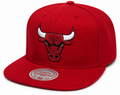 Mens NBA Chicago Bulls Red Team Ground Snapback Hat By Mitchell And Ness product image 1, provided for visual reference and
