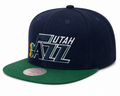 Mitchell & Ness Utah Jazz NBA Core Basic Snapback Hat-Navy/Green for Men product image 1, provided for visual reference and