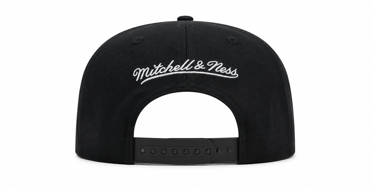 Miami Heat 2006 NBA Champions Mitchell & Ness Champ Year Trophy Black Snapback Hat for Men product image 4, provided for