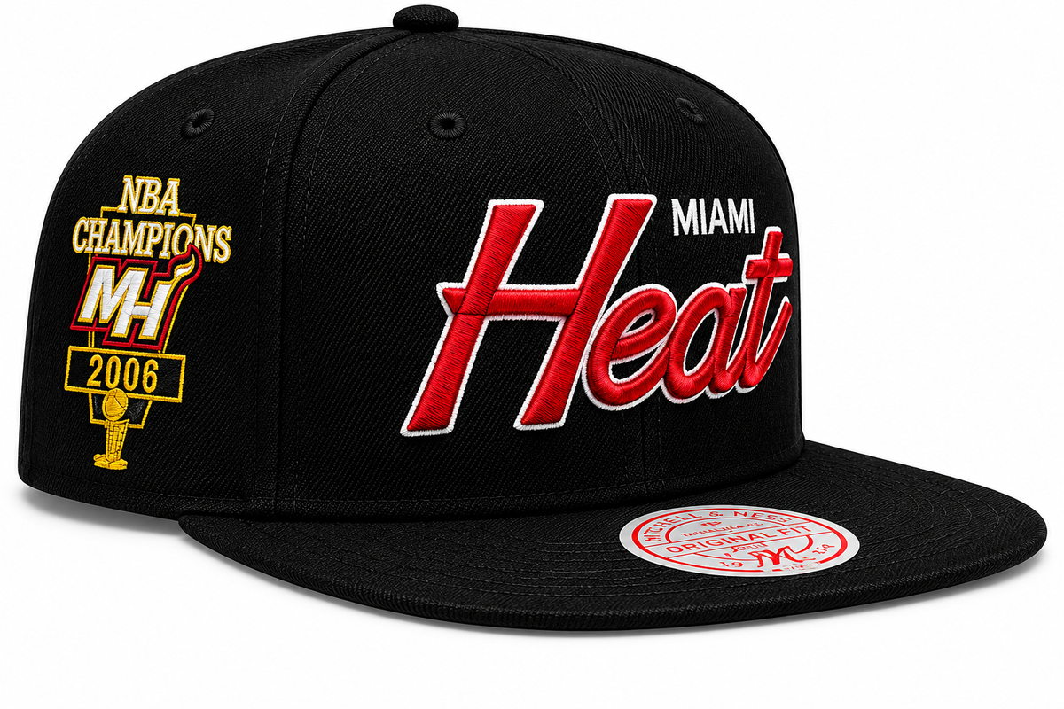 Miami Heat 2006 NBA Champions Mitchell & Ness Champ Year Trophy Black Snapback Hat for Men product image 1, provided for