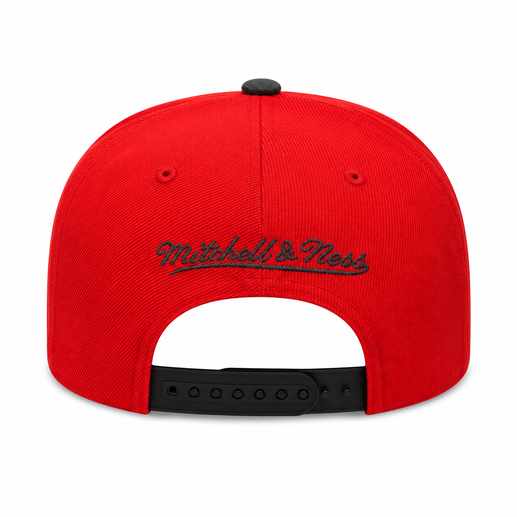 Toronto Raptors & Ness Red/Black Hardwood Classics Reload 2.0 Snapback Adjustable Hat for Men product image 2, provided for