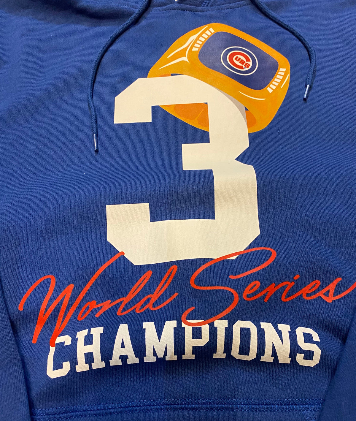 Mens Chicago Cubs New Era 3 Rings World Series Champions Hoodie product image 2, provided for visual reference and product