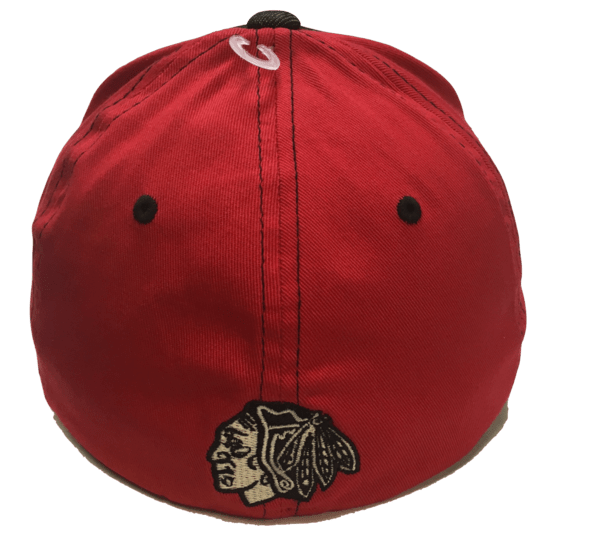 Chicago Blackhawks Strides Structured Flexfit Hat for Men product image 4, provided for visual reference and product detail