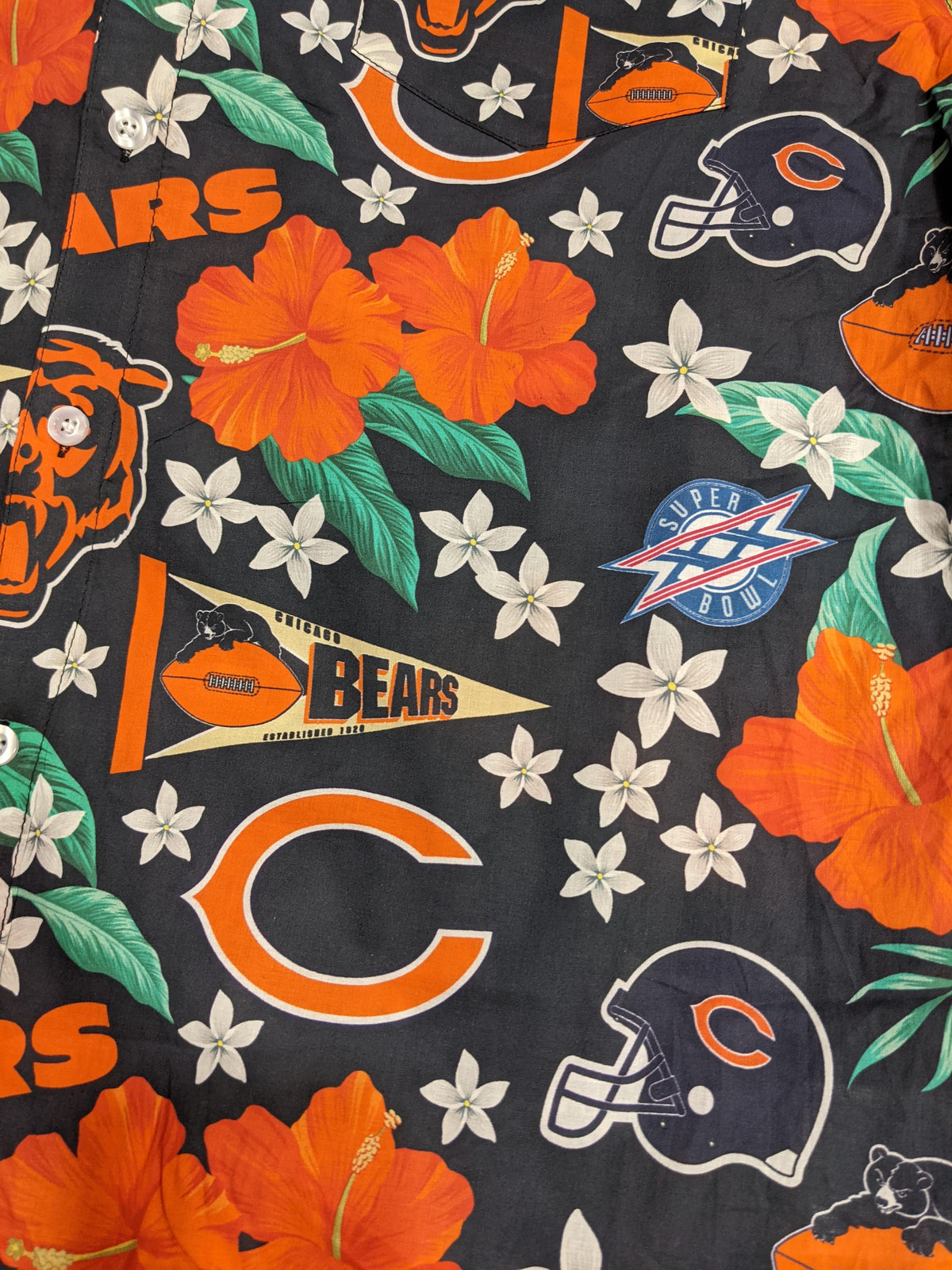 Bears Floral Button Down Hawaiian Shirt for Men product image 2, provided for visual reference and product detail review