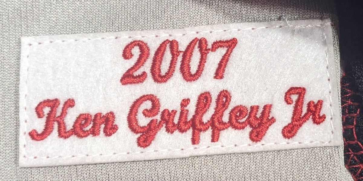 Men’s Cincinnati Reds Ken Griffey Jr. Mitchell & Ness 2007 Red Cooperstown Collection Batting Practice Jersey product image