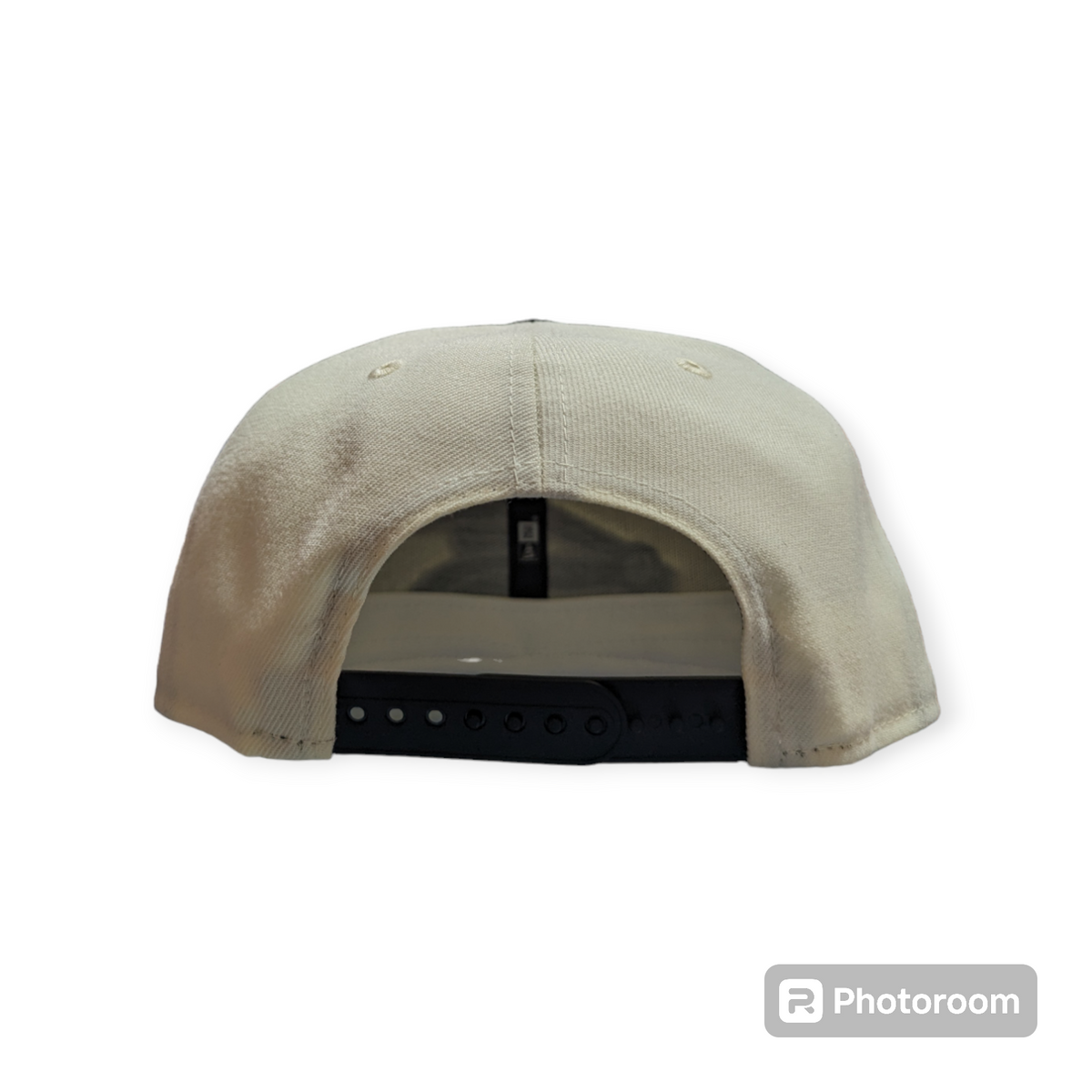 Chicago White Sox New Era Batterman 2 Tone Chrome/Black 9FIFTY Snapback Adjustable Hat product image 9, provided for visual